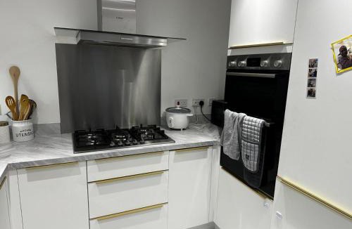 Newport Bed & Breakfast | Dzingai Home