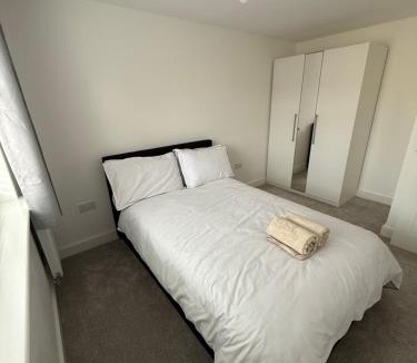 Newport Bed & Breakfast | Dzingai Home
