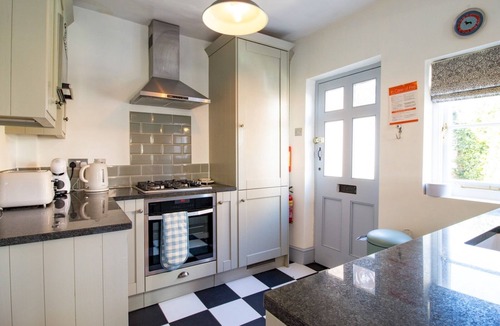 Rye House | Easter Cottage - Central Rye, Effortless Chic! | Pass the Keys