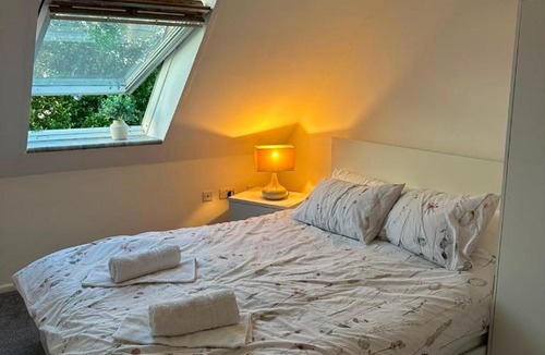 Avonmouth House | EazyStay