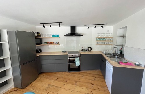 Hele House | Echium Heights, 4 bed retreat, secluded with views