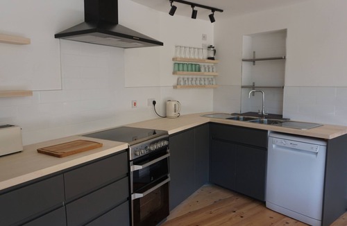 Hele House | Echium Heights, 4 bed retreat, secluded with views