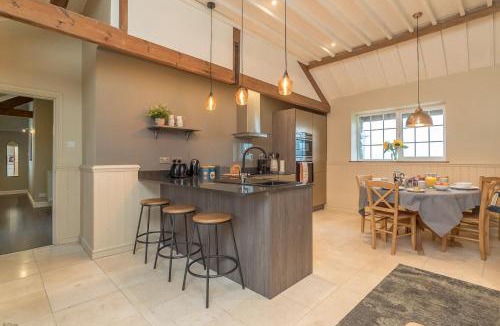 Garndolbenmaen House | Eiddior