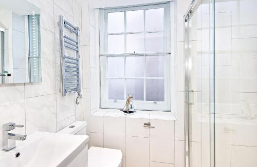 Temple House | Eldon Chambers Pod 5 by City Living London
