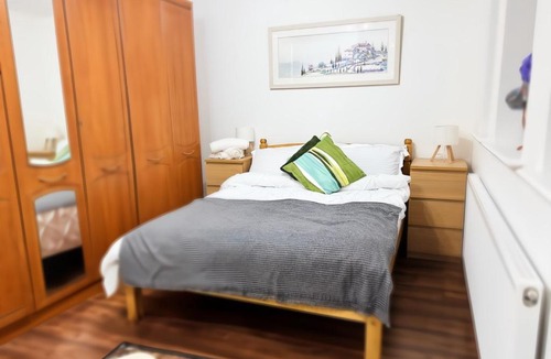 West Thurrock House | Elevate your stay with Sai home