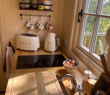 Broadwas Other | Elgars Luxury Shepherds Huts