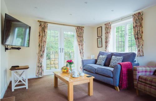 Winchcombe House | Emma Dent