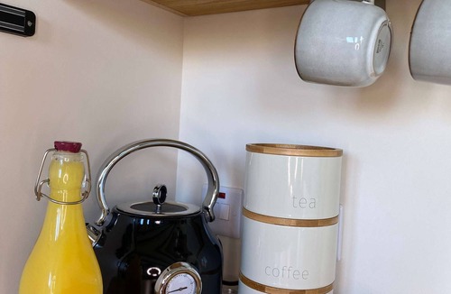 Llanfarian Cabin | En-suite Shepherds Huts