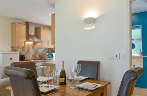 Camelford House | Endless Summer Cottage