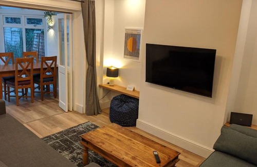 Exeter House | Evelyn House