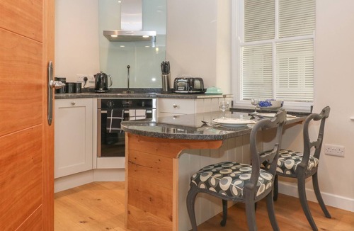 Stow-on-the-Wold House | EVENLODE COTTAGE, pet friendly in Stow-On-The-Wold