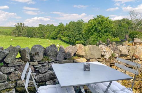 Airton House | Ewes Leap