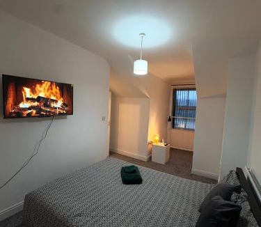 Forest Fields House | Exeter House