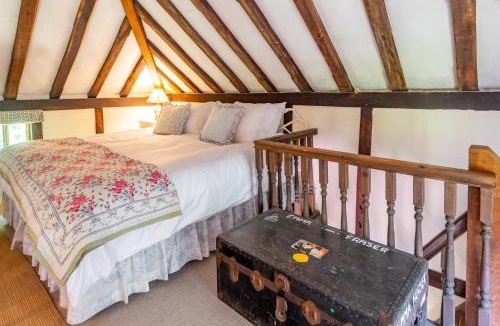 Chevington House | Exquisite Tudor style forest lodge - The Pink House