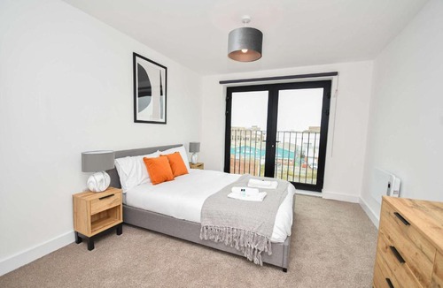 Vauxhall Apartment | Fabulous Modern 2 Bedroom Apartment in Liverpool