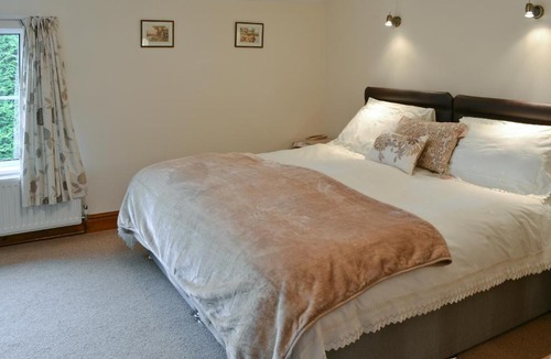 Congleton House | Farmhouse Cottage