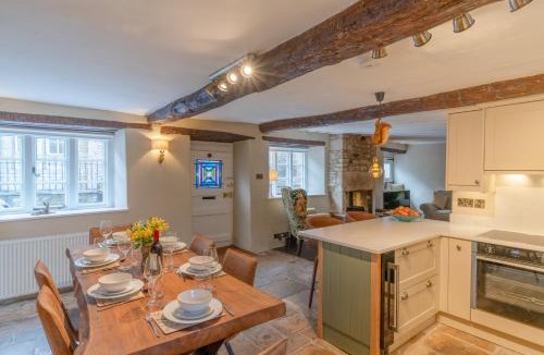 Burford House | Farthingdales