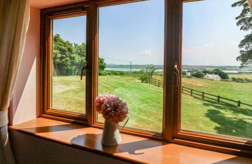 Rhosgoch House | Fferam Y Llyn