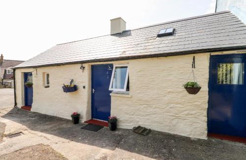 Trefin House | Ffynnon Tom