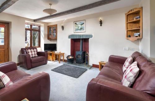 Coniston House | Fieldmouse Cottage