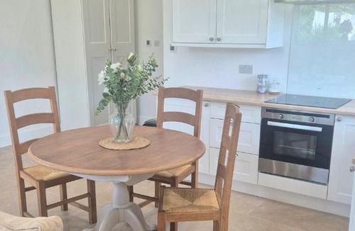 Pyle House | Fig Tree Self Catering