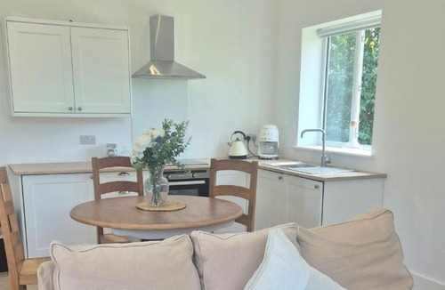 Pyle House | Fig Tree Self Catering