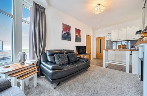 Bispham Apartment | First Floor 2-bed Apartment with Sea View
