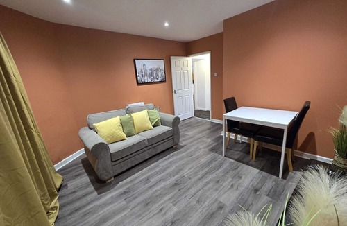 Hanham Apartment | First Floor Apartment - Light Up Properties