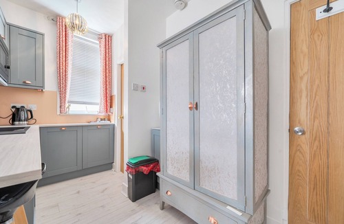 Bispham Apartment | First Floor Studio Apartment at Sea-Cote