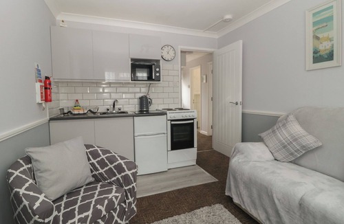 St. Michaels Cottage | FLAT 4, BIG TREE HOLIDAY FLATS, family friendly in Paignton