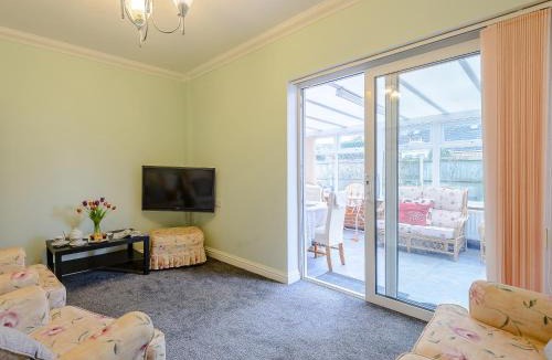 Cawston House | Fletcher's Rest