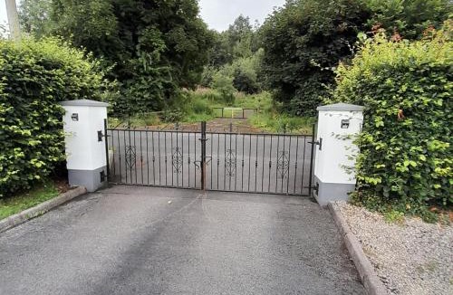 Enniskillen House | Forest view