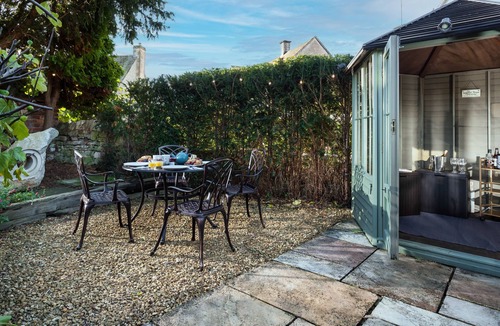 Winchcombe House | Forge Cottage - Winchcombe, Cheltenham, a charming Cotswolds property sleeping 4 guests
