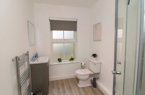 Peterborough Cottage | Four