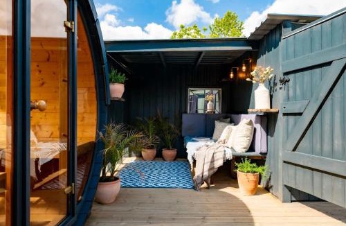 Malmesbury House | Foxes Den