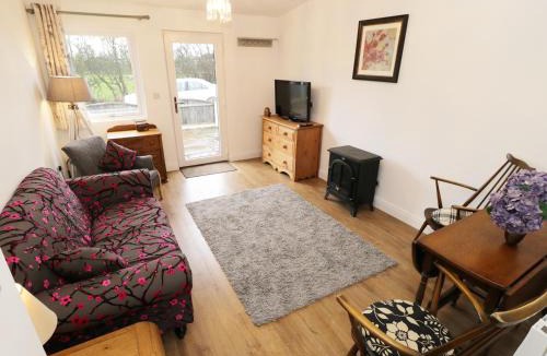 Thornton-Cleveleys House | Foxes Den