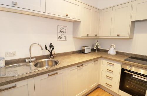 Thornton-Cleveleys House | Foxes Den