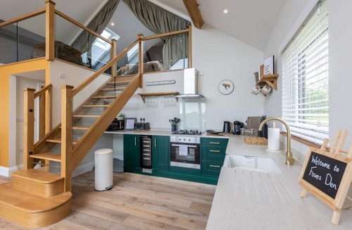 Pickering Cabin | Foxes Den, Thornton Dale