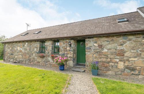 Pontfaen House | Foxglove