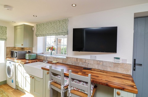 Scunthorpe Cottage | Frog Leap