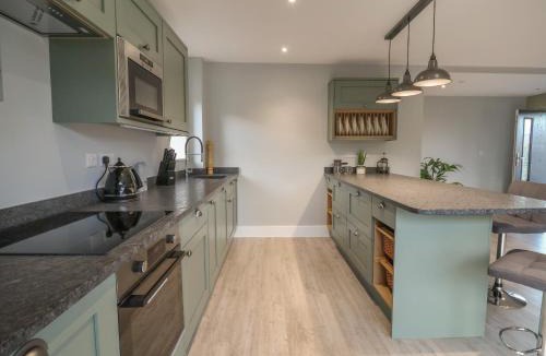 Ruthin House | Fron Haul - Gwennol