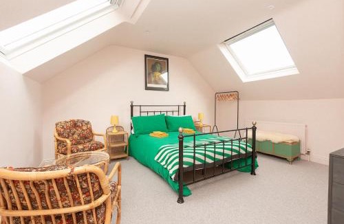 Margate Apartment | Funky flat in Margate's Westbrook Bay