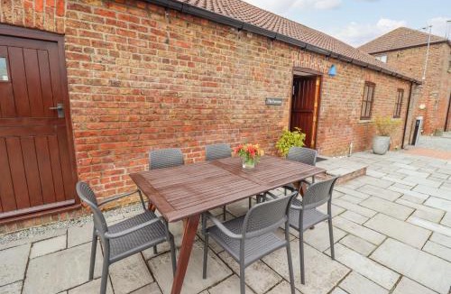Thwing House | Furrows Cottage
