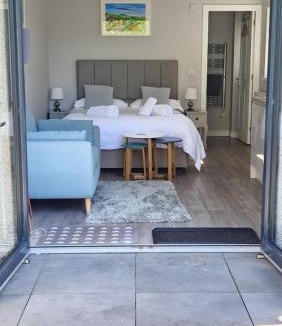 Cromarty Firth Apartment | Fyrish View