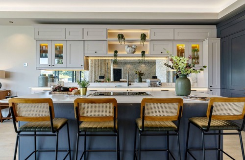 Combeinteignhead House | Gable View – Luxury Riverside Retreat with Panoramic Views & Cinema Room