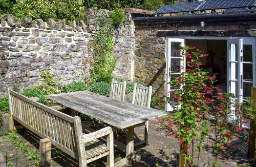 Bampton House | Garden Cottage