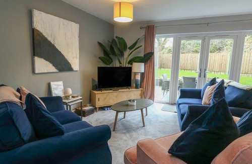Brynteg Cottage | Cabin ∙ 3 bedrooms ∙ 6 guests