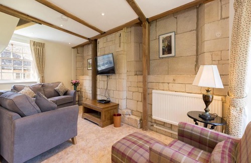 Winchcombe Apartment | George III