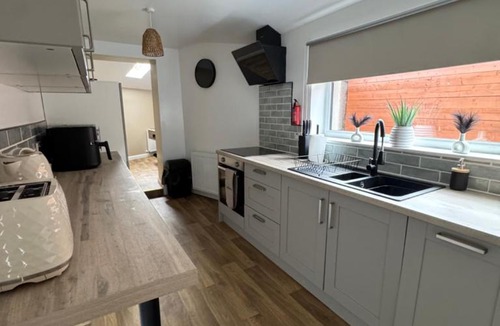 Peterhead Apartment | Gladstone Getaway