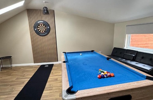 Peterhead Apartment | Gladstone Getaway